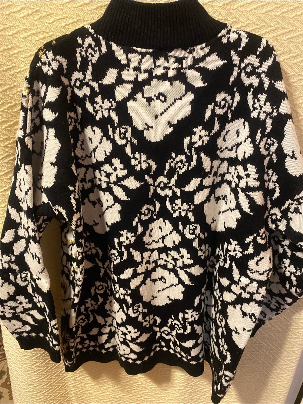 EXCHANGE Black Knit Sweater with White and Gold Floral Jacquard - Picture 2 of 8